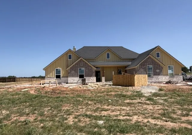 Homes for sale in Springtown, TX | 1013 Colt Rd, Springtown, TX 76082 | MLS# 21326820