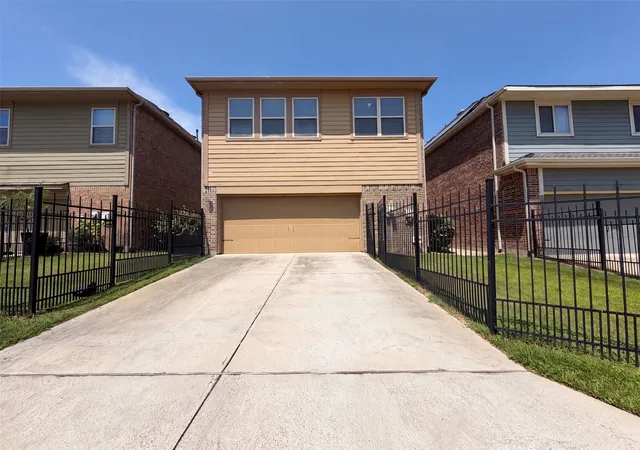 5th image of 6756 Palo Duro Dr, Irving, TX 75063 | MLS# 21326819