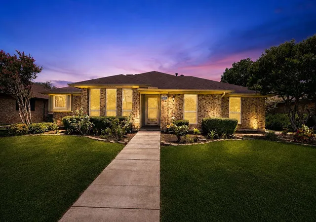 2nd image of 1610 Belltower Ct, Lewisville, TX 75067 | MLS# 21318142