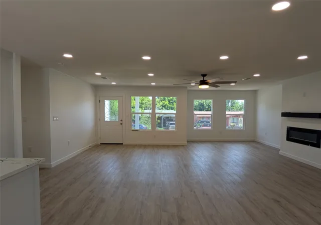 Photo 4 of Single family home for sale at 1337 Adelaide Dr, Dallas, TX 75216 | MLS# 21326882 | Listing updated on 2026-07-15