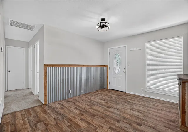 Photo 4 of Single family home for sale at 186 Garnet Rd, Springtown, TX 76082 | MLS# 21326472 | Listing updated on 2026-08-24