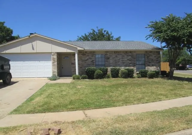 Photo 13 of Sale Pending at 6329 Sunrise Dr, North Richland Hills, TX 76182 | MLS# 21326400 | Listing updated on 2026-08-18