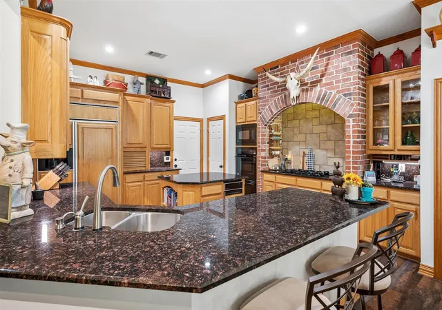 Photo 3 of Single family home for sale at 900 Coral Cvs, Little Elm, TX 75068 | MLS# 21324974 | Listing updated on 2026-10-02