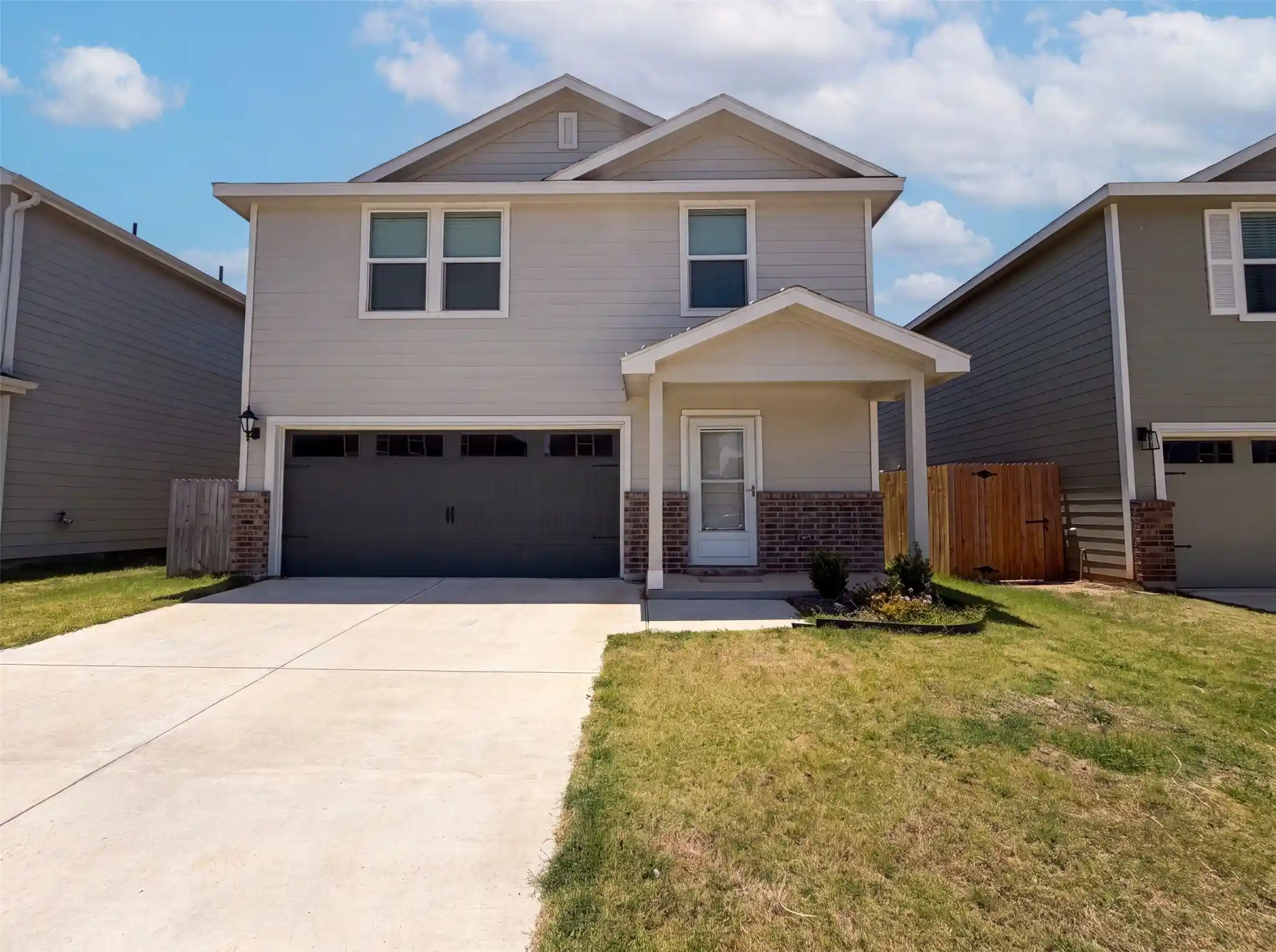 Single family home for sale at 2972 Audles Ln, Dallas, TX 75212 | MLS# 21326925