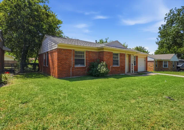 Photo 1 of Single family home for sale at 4311 Scottsdale Dr, Mesquite, TX 75150 | MLS# 21299199 | Listing updated on 2026-10-05