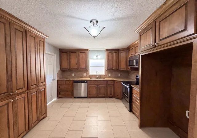 Photo 2 of Single family home for sale at 502 Jennings St, Nocona, TX 76255 | MLS# 21326945 | Listing updated on 2026-10-01