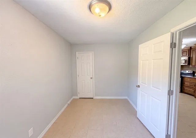 Photo 3 of Single family home for sale at 502 Jennings St, Nocona, TX 76255 | MLS# 21326945 | Listing updated on 2026-10-01