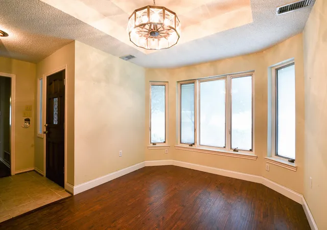 4th image of 1027 Sherman Dr, Cedar Hill, TX 75104 | MLS# 21326720