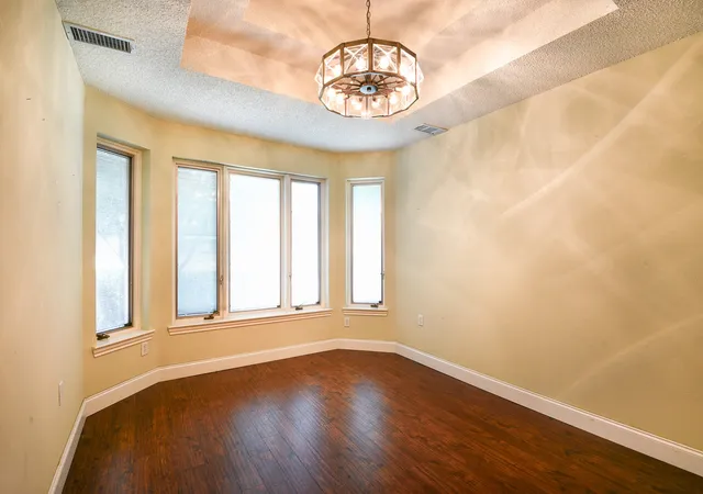 5th image of 1027 Sherman Dr, Cedar Hill, TX 75104 | MLS# 21326720