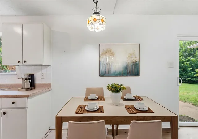 Photo 3 of Sale Pending at 1511 E Tucker Blvd, Arlington, TX 76010 | MLS# 21276540 | Listing updated on 2026-08-30