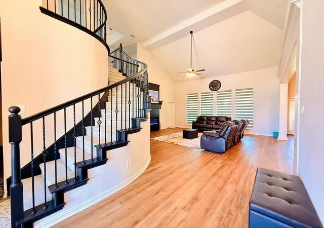 Photo 2 of Single family home for sale at 214 Tradd St, Glenn Heights, TX 75154 | MLS# 21327057 | Listing updated on 2026-07-10