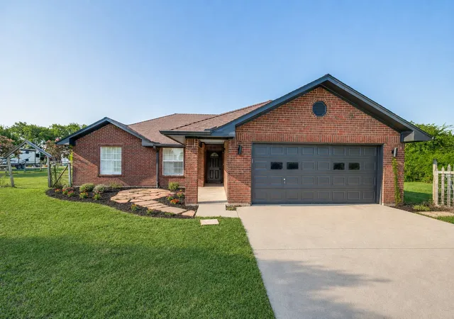 Photo 3 of Single family home for sale at 1341 Carlo Dr, Princeton, TX 75407 | MLS# 21309418 | Listing updated on 2026-10-02