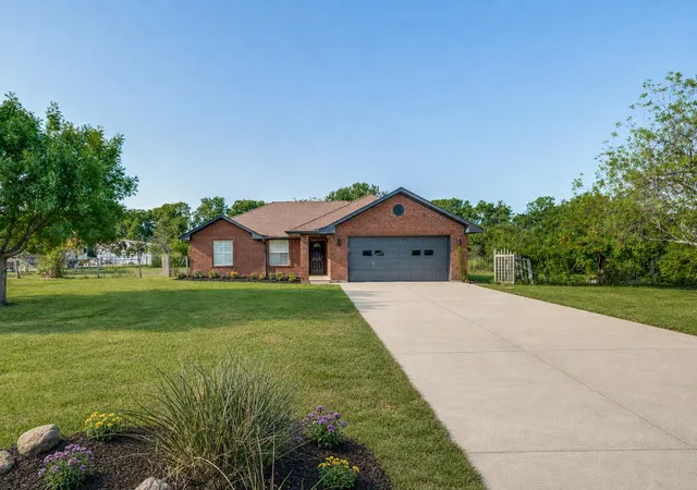 Photo 2 of Single family home for sale at 1341 Carlo Dr, Princeton, TX 75407 | MLS# 21309418 | Listing updated on 2026-10-02