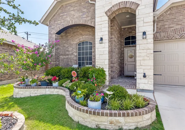 Photo 3 of Single family home for sale at 14645 Antlia Dr, Haslet, TX 76052 | MLS# 21321513 | Listing updated on 2026-08-03