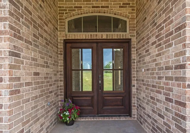 Photo 3 of Single family home for sale at 19623 Dove Ridge Dr, Lindale, TX 75771 | MLS# 21322735 | Listing updated on 2026-09-28