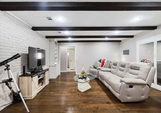 Photo 3 of Single family home for sale at 4030 Shannon Dr, Paris, TX 75462 | MLS# 21324317 | Listing updated on 2026-07-10