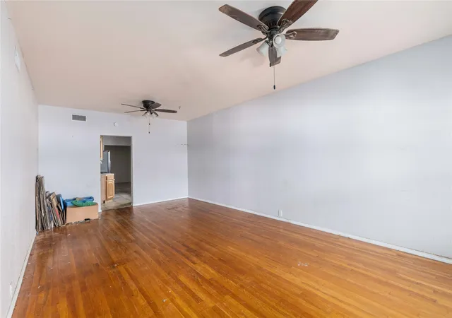 Photo 2 of Single family home for sale at 1601 9th St, Brownwood, TX 76801 | MLS# 21326301 | Listing updated on 2026-09-04