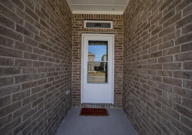 Photo 3 of Single family home for sale at 655 Scarlett St, Forney, TX 75126 | MLS# 21327177 | Listing updated on 2026-07-11