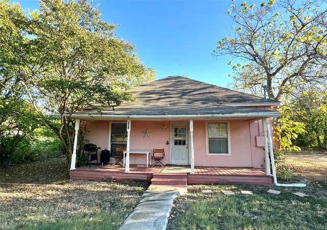 Photo 2 of Single family home for sale at 301 Dogwood Ave, Princeton, TX 75407 | MLS# 21327246 | Listing updated on 2026-10-08