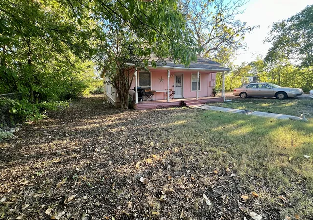 Photo 3 of Single family home for sale at 301 Dogwood Ave, Princeton, TX 75407 | MLS# 21327246 | Listing updated on 2026-10-08