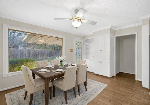 Photo 3 of Sale Pending at 2621 Arroyo Rd, Waco, TX 76710 | MLS# 21326784 | Listing updated on 2026-09-28