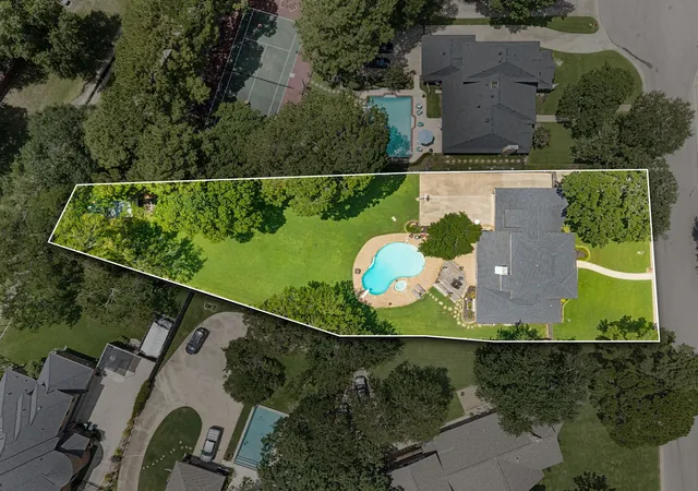 Photo 3 of Single family home for sale at 4102 Greenway Ct, Colleyville, TX 76034 | MLS# 21318378 | Listing updated on 2026-08-19