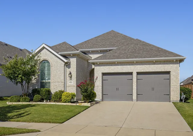 Photo 2 of Single family home for sale at 7412 Plumgrove Rd, Fort Worth, TX 76123 | MLS# 21324415 | Listing updated on 2026-07-10
