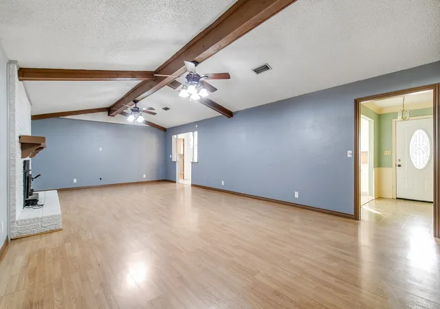 Photo 4 of Sale Pending at 402 Baseline Rd, Aubrey, TX 76227 | MLS# 21326792 | Listing updated on 2026-08-25