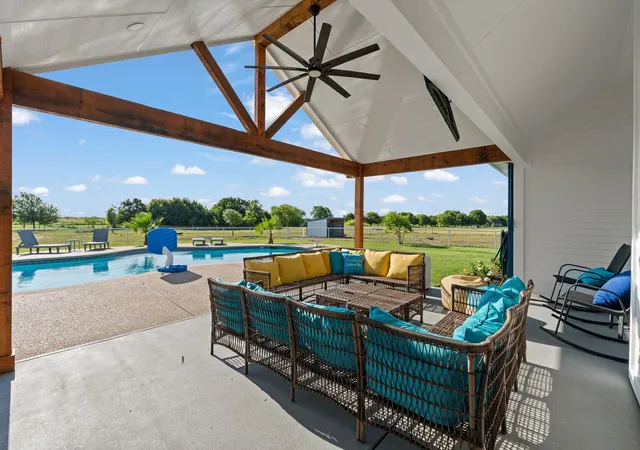 Photo 1 of Sale Pending at 3222 Greathouse Rd, Waxahachie, TX 75167 | MLS# 21326399 | Listing updated on 2026-08-29