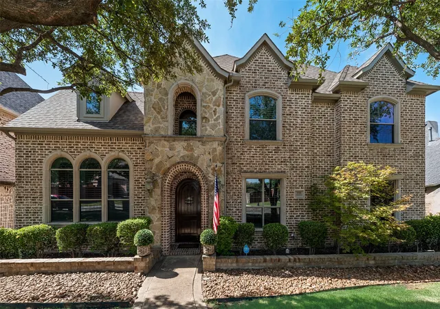 Photo 1 of Single family home for sale at 3595 Crossbow Dr, Frisco, TX 75033 | MLS# 21327090 | Listing updated on 2026-08-22