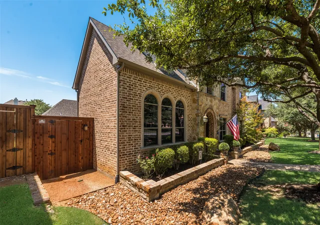 Photo 2 of Single family home for sale at 3595 Crossbow Dr, Frisco, TX 75033 | MLS# 21327090 | Listing updated on 2026-08-22