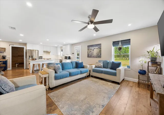 Photo 3 of Sale Pending at 5848 County Road 283, Kaufman, TX 75142 | MLS# 21325370 | Listing updated on 2026-09-04