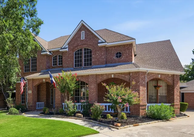 Sale Pending at 5320 Beacon Ct, Flower Mound, TX 75028 | MLS# 21312594 | Listing updated on 2026-10-07