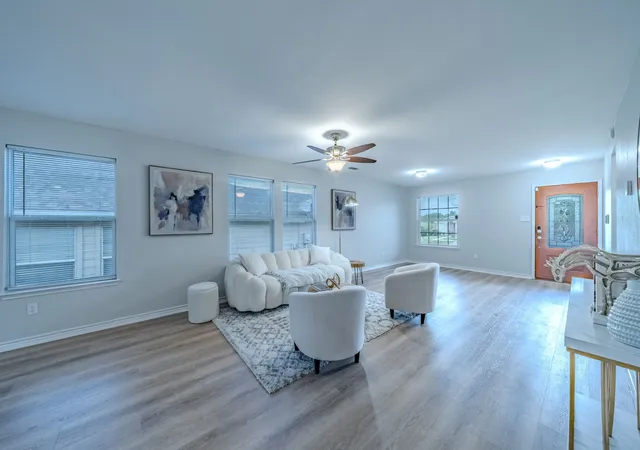 Photo 3 of Sale Pending at 6131 Balcony Ln, Dallas, TX 75241 | MLS# 21325789 | Listing updated on 2026-07-27