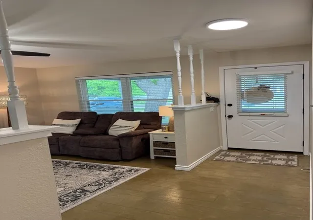 Photo 3 of Single family home for sale at 1530 W Groesbeck St, Stephenville, TX 76401 | MLS# 21322954 | Listing updated on 2026-08-05