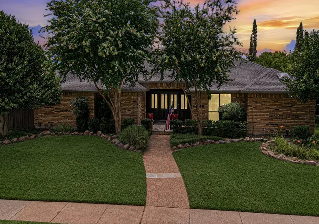Homes for sale in Plano, TX | 5832 Gallant Fox Ln, Plano, TX 75093 | MLS# 21323951