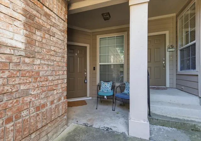 3rd image of 932 Avondale Ln, Plano, TX 75025 | MLS# 21306196