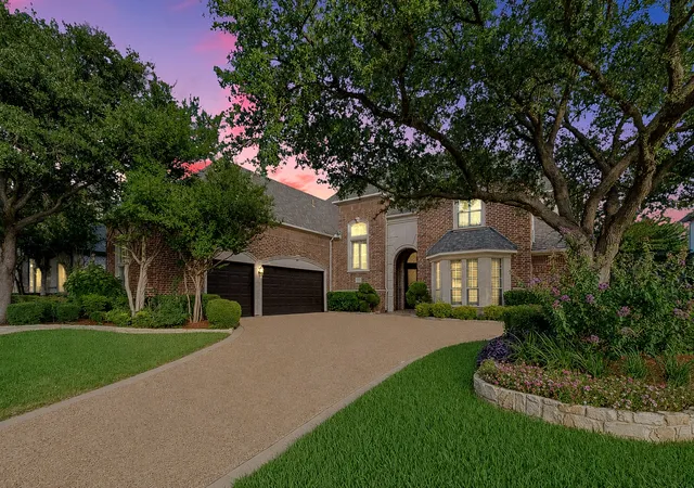 Single family home for sale at 5048 Castle Creek Ln, Plano, TX 75093 | MLS# 21326389