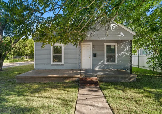 Photo 1 of Single family home for sale at 2225 Mitchell Ave, Waco, TX 76708 | MLS# 21326930 | Listing updated on 2026-10-07