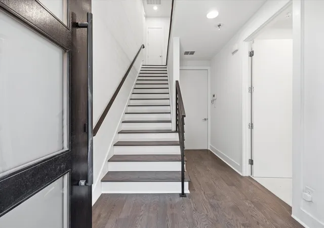 Photo 2 of Townhouse for sale at 1920 Dowgate Ct, Dallas, TX 75204 | MLS# 21327387 | Listing updated on 2026-07-11