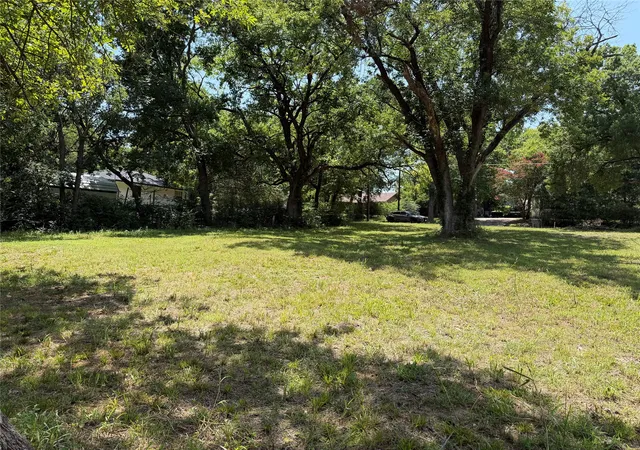 Photo 3 of Land for sale at 901 S Bryant Ave, Sherman, TX 75092 | MLS# 21323680 | Listing updated on 2026-07-10