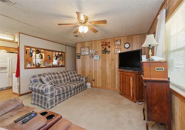 Photo 4 of Single family home for sale at 180 County Road 4255, De Kalb, TX 75559 | MLS# 21327360 | Listing updated on 2026-08-22