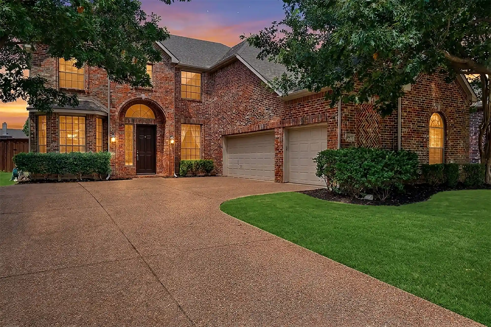 Photo 1 of Single family home for sale at 11567 Castle Brook Ln, Frisco, TX 75035 | MLS# 21287034 | Listing updated on 2026-10-24