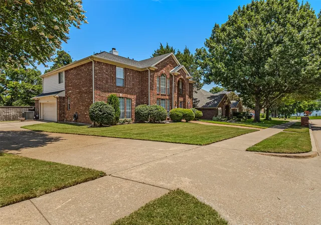 Photo 3 of Single family home for sale at 9301 Nottingham Ct, Rowlett, TX 75088 | MLS# 21322646 | Listing updated on 2026-09-03
