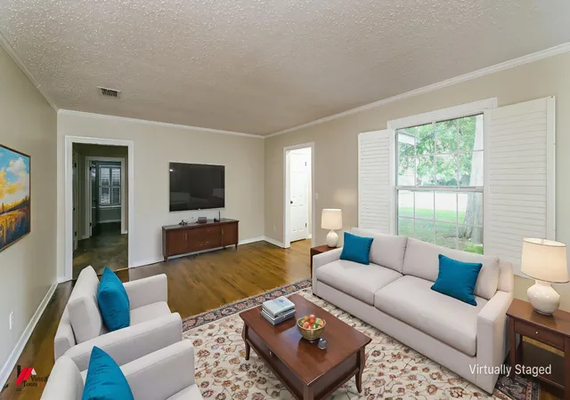 Photo 3 of Single family home for sale at 416 Albany Ave, Shreveport, LA 71105 | MLS# 21327461 | Listing updated on 2026-07-10
