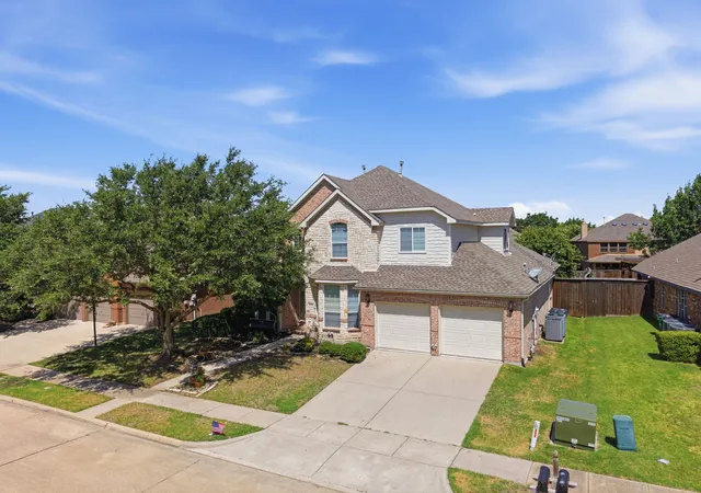 Photo 2 of Single family home for sale at 559 Reed Dr, Fate, TX 75087 | MLS# 21327438 | Listing updated on 2026-10-03