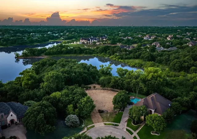 Land for sale at 3110 Overlook Cir, Lewisville, TX 75077 | MLS# 21324546