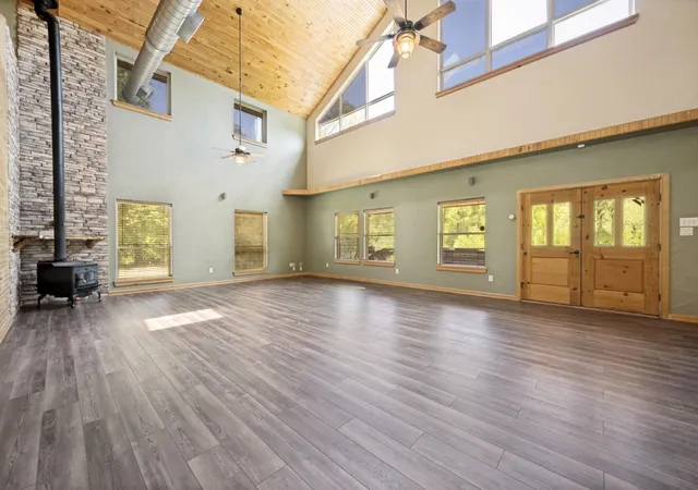 Photo 4 of Single family home for sale at 2396 Riverside Dr, Denton, TX 76208 | MLS# 21312383 | Listing updated on 2026-08-04