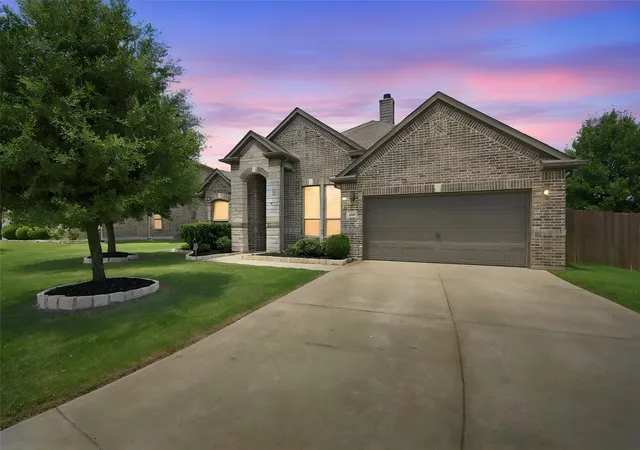 Photo 1 of Sale Pending at 205 Canterbury Ct, Midlothian, TX 76065 | MLS# 21327372 | Listing updated on 2026-08-25