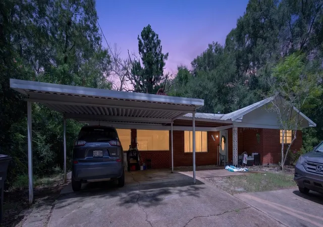 3rd image of 1504 Emanuel, Natchitoches, LA 71457 | MLS# 21327554